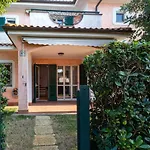 L18 -villetta Nel I Giardini Del Conero Apartmán *